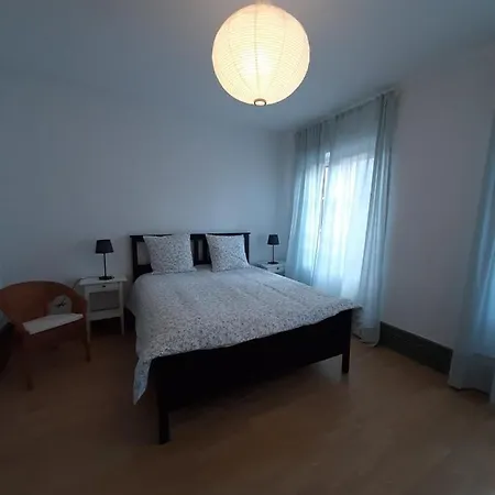 Le 1 